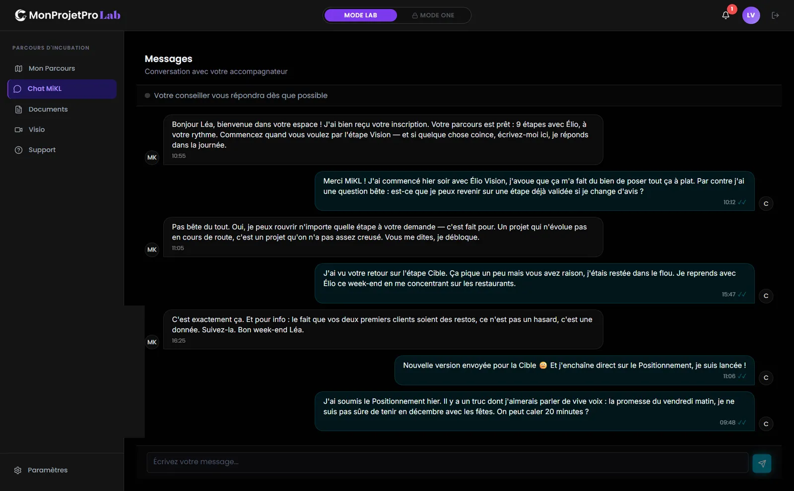 La messagerie du Lab : les échanges entre la cliente et son coach au fil du parcours